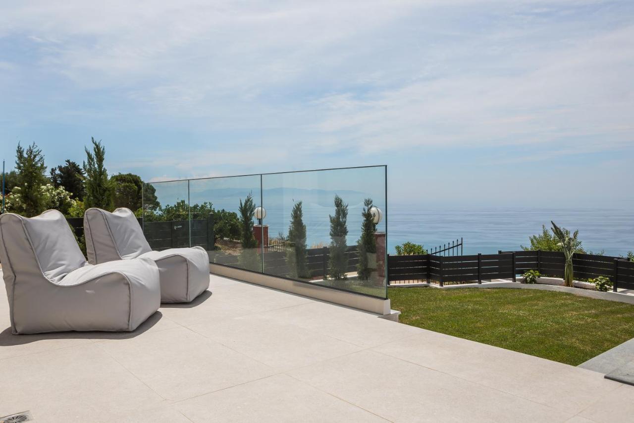 Mystique View Villas Lourdata  Eksteriør billede
