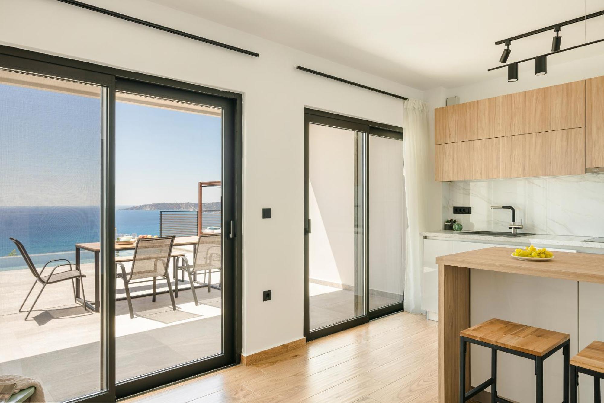 Mystique View Villas Lourdata  Eksteriør billede