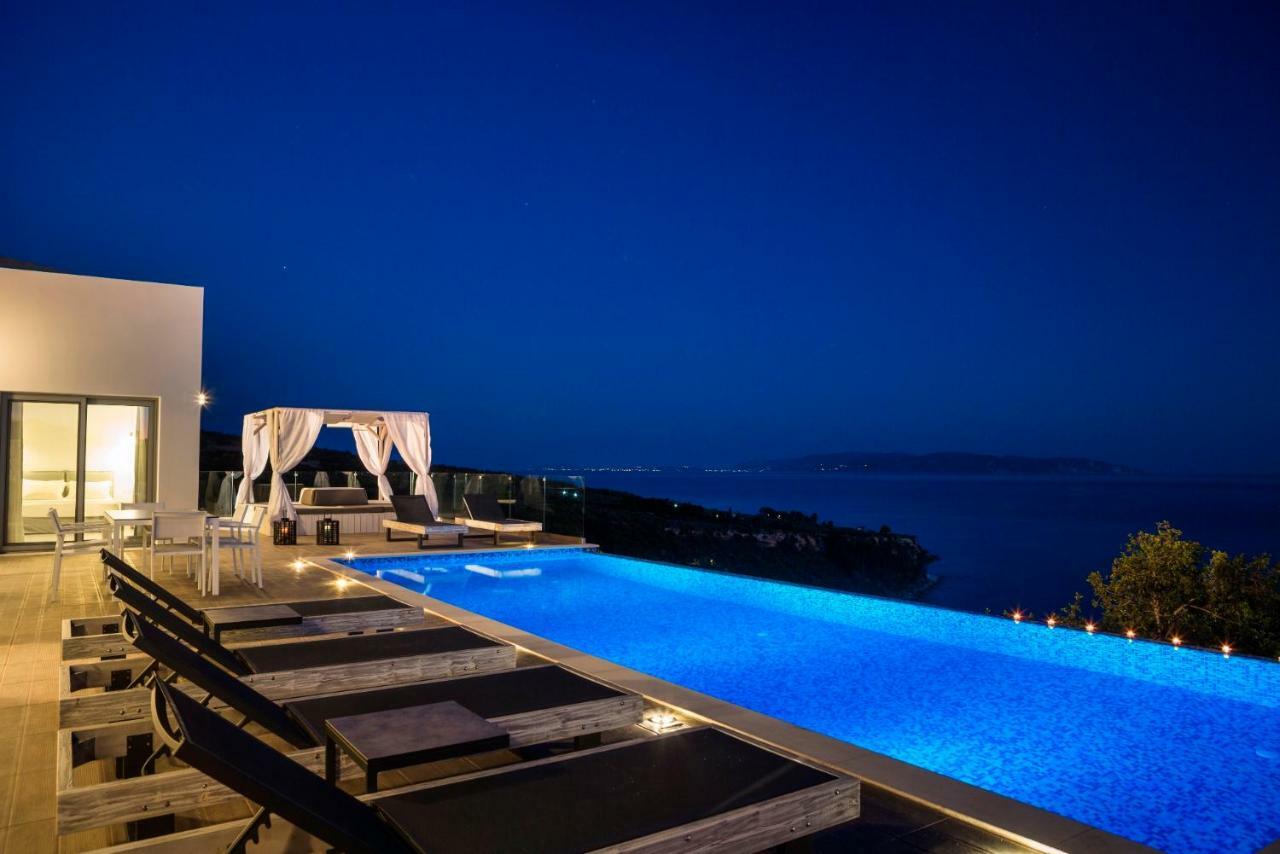 Mystique View Villas Lourdata  Eksteriør billede
