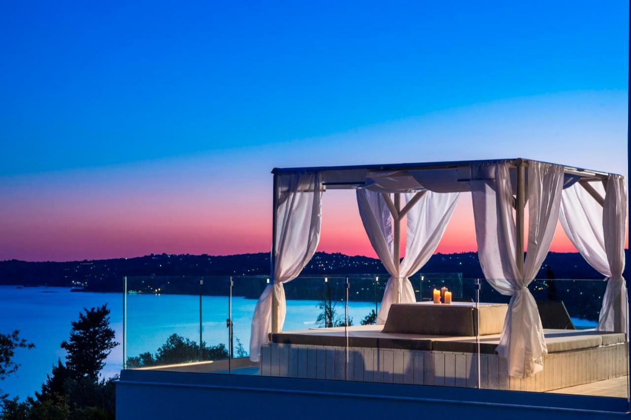 Mystique View Villas Lourdata  Eksteriør billede